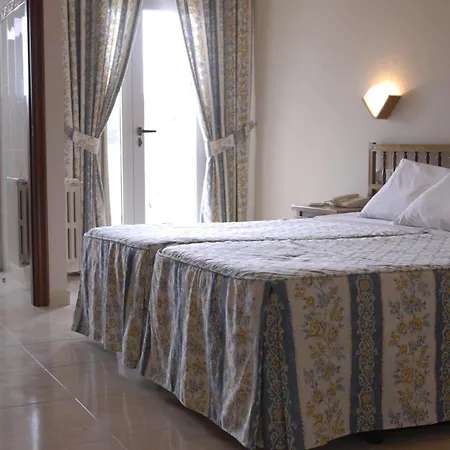 酒店 特龙科索酒店 3*