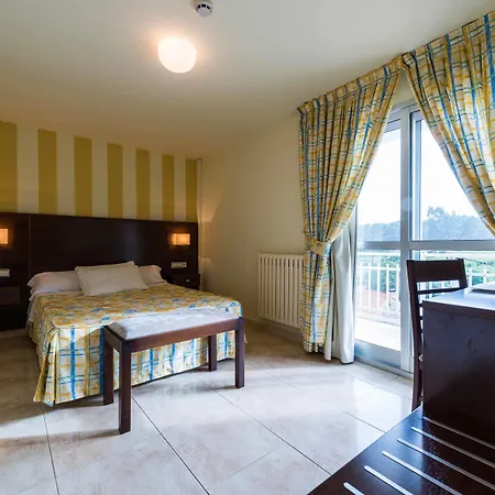 特龙科索酒店 3*