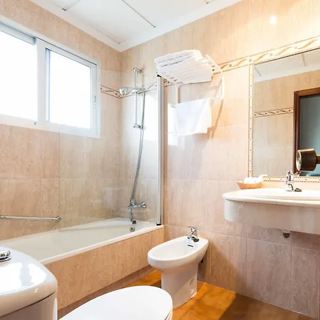 特龙科索酒店 酒店